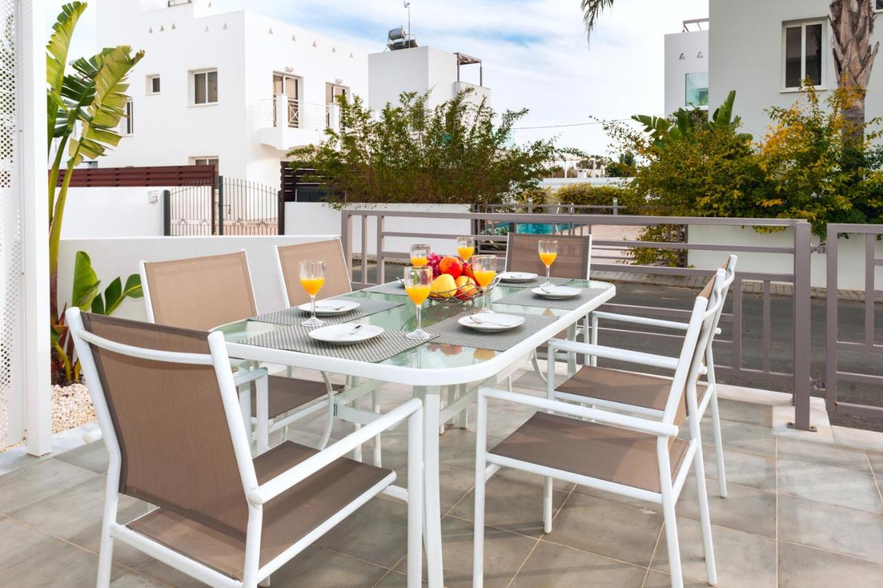 Villa Katherine - Nissi Beach Area Ajía Nápa Kültér fotó