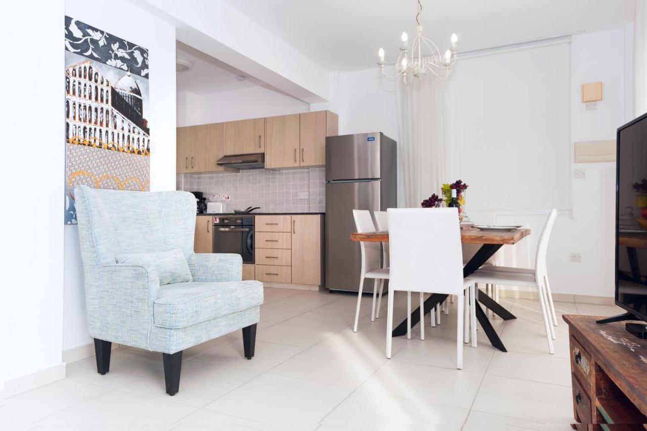 Villa Katherine - Nissi Beach Area Ajía Nápa Kültér fotó